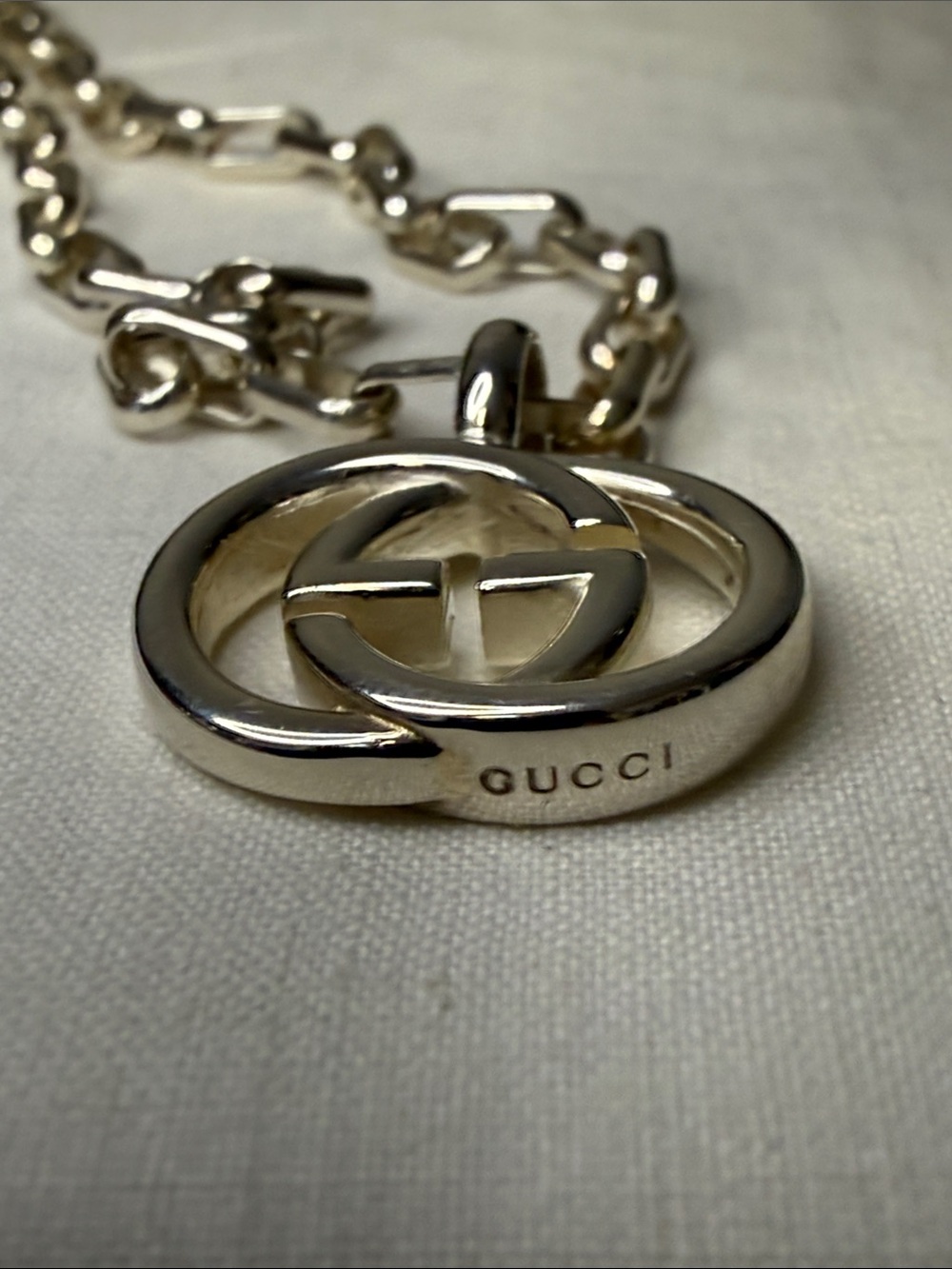 Gucci Interlocking G Sterling Silver Pendant Necklace 19" Chain - Picture 5 of 7